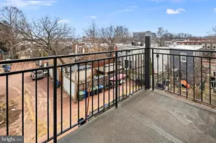 330 16th St SE, Washington, DC 20003 - Photo 39