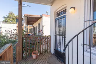 1218 D St SE, Washington, DC 20003 - Photo 23