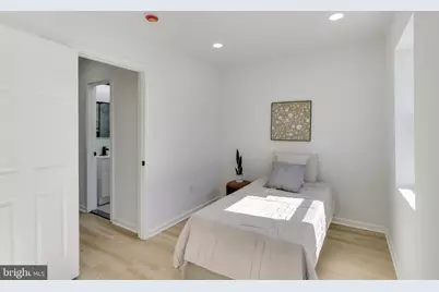 1721 L Street NE, Washington, DC 20002 - Photo 17