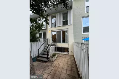 241 G Street SW #118, Washington, DC 20024 - Photo 31