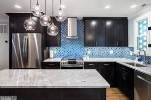 241 G St SW, Washington, DC 20024 - Photo 7