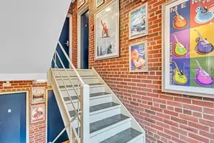 220 2nd St SE, Washington, DC 20003 - Photo 17