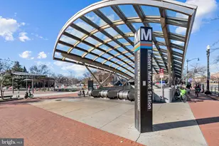 1239 C St SE, Washington, DC 20003 - Photo 31