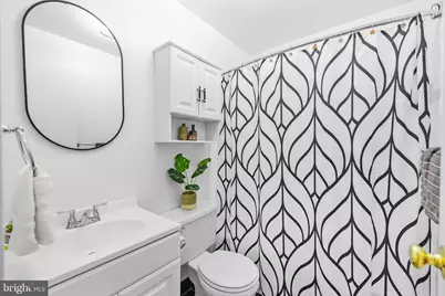 1239 C Street SE #1, Washington, DC 20003 - Photo 15