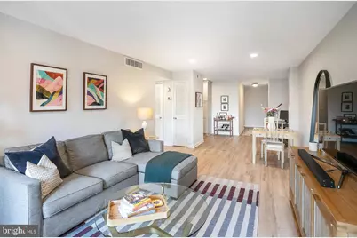 3114 Wisconsin Avenue NW #202, Washington, DC 20016 - Photo 3