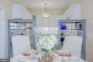 4000 Cathedral Ave NW, Washington, DC 20016 - Photo 9