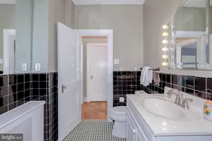 4000 Cathedral Ave NW, Washington, DC 20016 - Photo 13