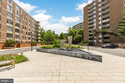 2939 Van Ness Street NW #422, Washington, DC 20008 - Photo 23