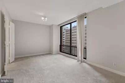 1099 22nd Street NW #601, Washington, DC 20037 - Photo 11