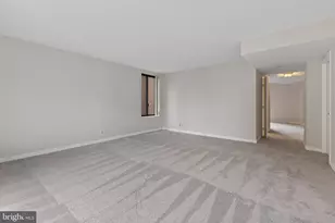 1099 22nd Street NW, Washington, DC 20037 - Photo 17