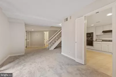 1099 22nd Street NW #601, Washington, DC 20037 - Photo 7