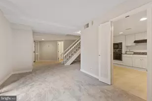 1099 22nd Street NW, Washington, DC 20037 - Photo 7