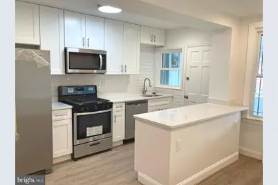 1718 Lang Place NE, Washington, DC 20002 - Photo 9