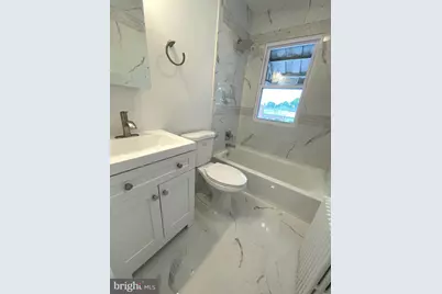 1718 Lang Place NE, Washington, DC 20002 - Photo 19