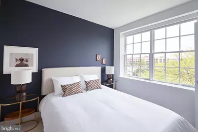 816 Potomac Avenue SE #206, Washington, DC 20003 - Photo 3