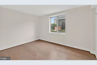 800 4th Street SW #S221, Washington, DC 20024 - Photo 11