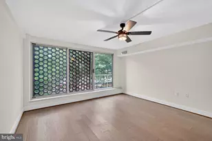 800 4th St SW, Washington, DC 20024 - Photo 9