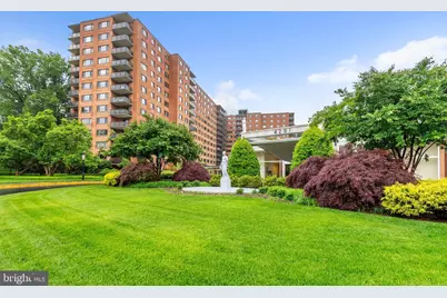 4201 Cathedral Avenue NW #918W, Washington, DC 20016 - Photo 1