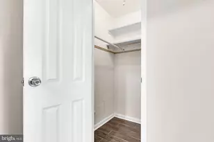 4201 Cathedral Ave NW, Washington, DC 20016 - Photo 37