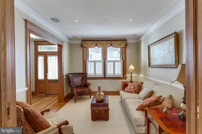 1654 33rd Street NW, Washington, DC 20007 - Photo 5