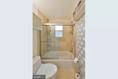 1363 K Street SE #103, Washington, DC 20003 - Photo 9