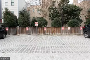 1363 K St SE, Washington, DC 20003 - Photo 13