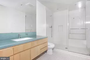 437 New York Ave NW, Washington, DC 20001 - Photo 19