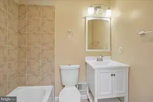 415 Emerson St NW, Washington, DC 20011 - Photo 33