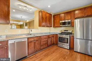 415 Emerson St NW, Washington, DC 20011 - Photo 11