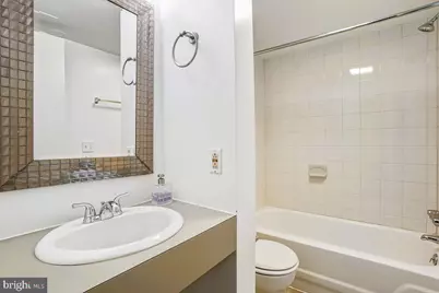 101 6th Street NE, Washington, DC 20002 - Photo 29