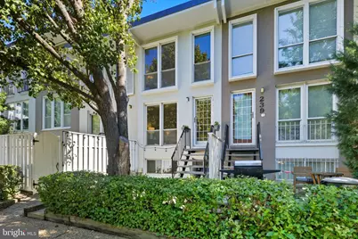 237 G Street SW #120, Washington, DC 20024 - Photo 27