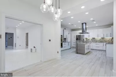 4611 Charleston Terrace NW, Washington, DC 20007 - Photo 11