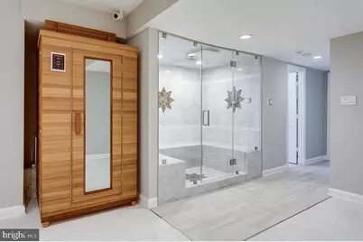 4611 Charleston Terrace NW, Washington, DC 20007 - Photo 23