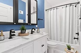 1267 Penn St NE, Washington, DC 20002 - Photo 3