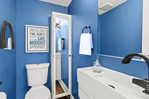 1267 Penn St NE, Washington, DC 20002 - Photo 7