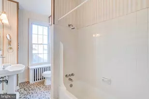 602 East Capitol St NE, Washington, DC 20003 - Photo 11