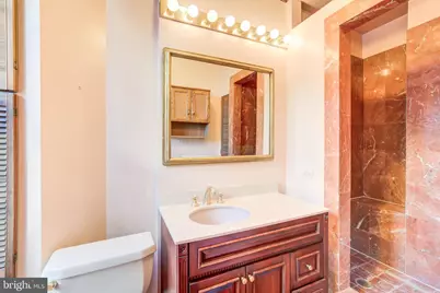 602 East Capitol Street NE, Washington, DC 20003 - Photo 9