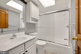 500 9th St SE, Washington, DC 20003 - Photo 15