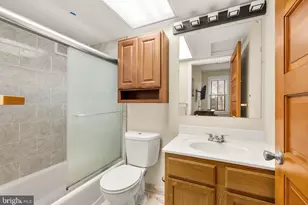 500 9th St SE, Washington, DC 20003 - Photo 19