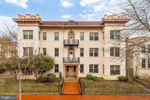 500 9th St SE, Washington, DC 20003 - Photo 1