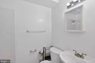 1305 Orren St NE, Washington, DC 20002 - Photo 25