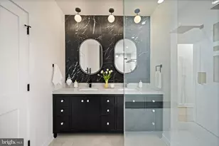 131 11th St NE, Washington, DC 20002 - Photo 25