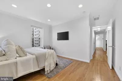 1669 Columbia NW #313, Washington, DC 20009 - Photo 17