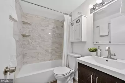 1669 Columbia NW #313, Washington, DC 20009 - Photo 19