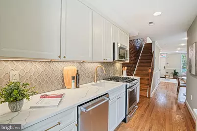 1203 C Street SE, Washington, DC 20003 - Photo 9