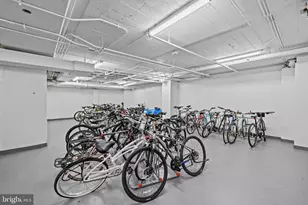 350 G St SW, Washington, DC 20024 - Photo 33