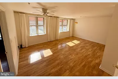 345 Oakdale Place NW #103, Washington, DC 20001 - Photo 3