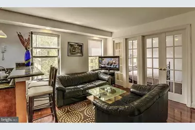 1125 12th Street NW #64, Washington, DC 20005 - Photo 3