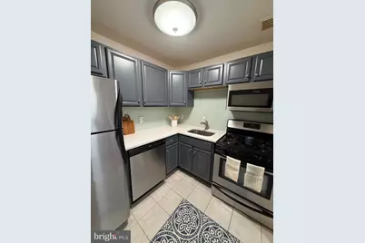 4555 Macarthur Boulevard NW #107, Washington, DC 20007 - Photo 9