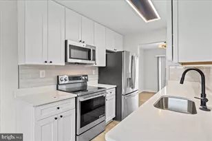 1360 Barnaby Terrace SE, Washington, DC 20032 - Photo 7